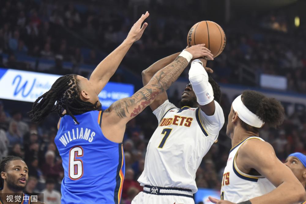 和詹姆斯的 和詹姆斯的