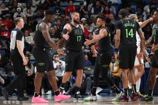 稳稳地走向 稳稳地走向