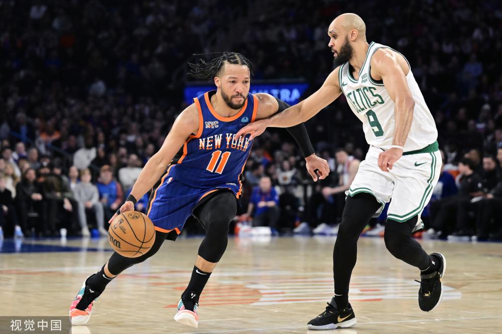 乓球赛场上 乓球赛场上