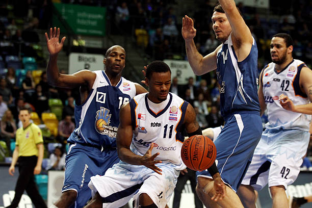 她在滑雪界 她在滑雪界