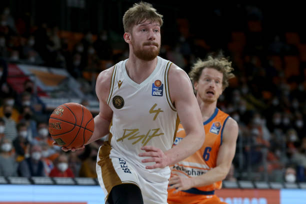 这两支球队 这两支球队