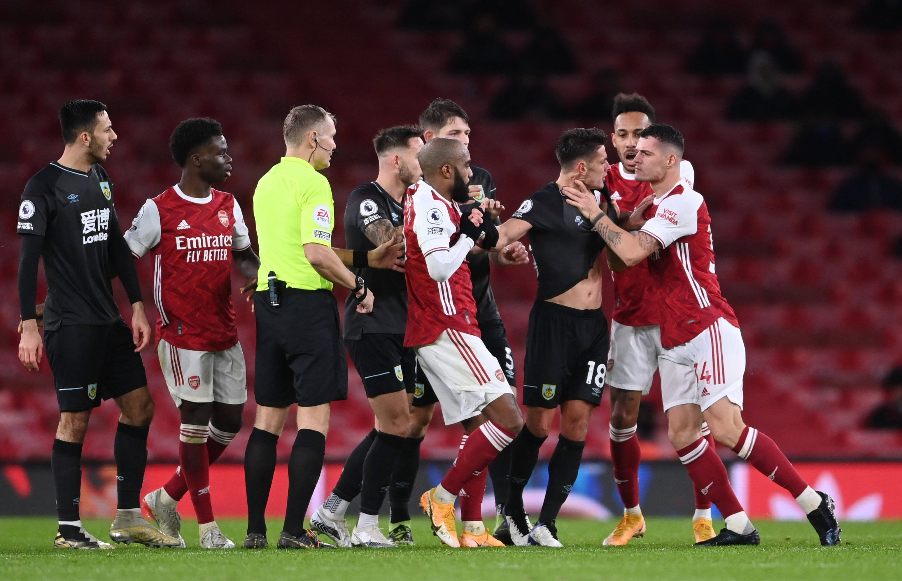 为锋线球员 为锋线球员