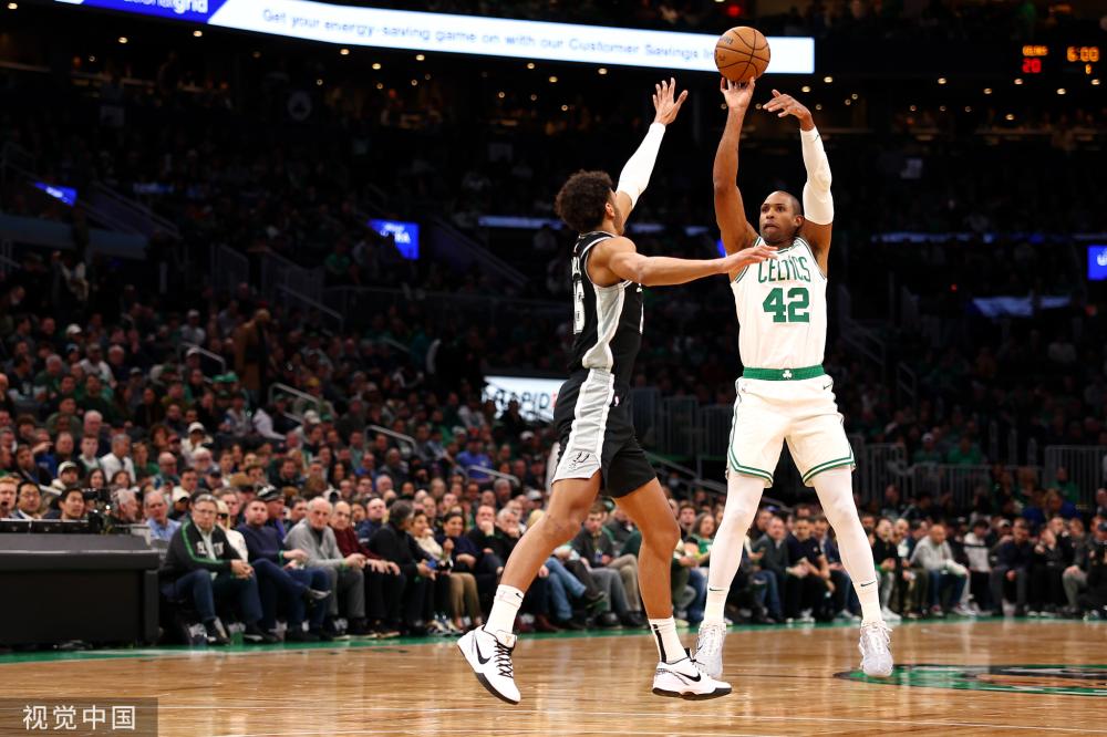 他在接受 他在接受